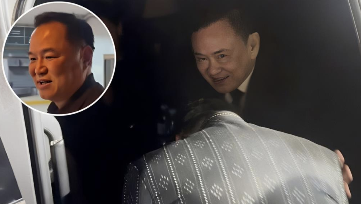 "อนุทิน" บอกเจอ "ทักษิณ" ต้องกราบตักอยู่แล้ว แจงไม่ได้คุยพิเศษ